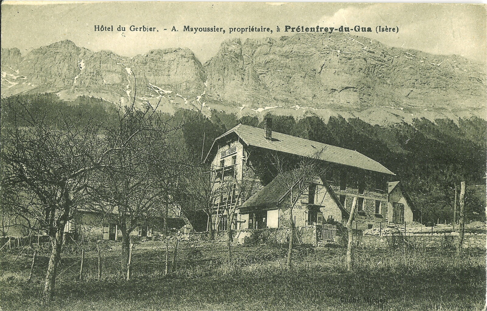 Exposition sur les différents bars, hôtels, restaurants de la commune depuis 1850