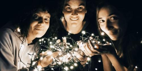 BLABLABLA - Concert - Trio à cordes vocales intempérées